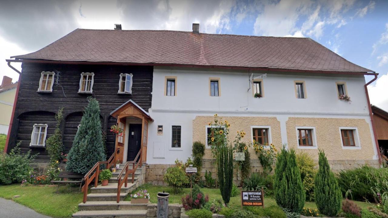 Ubytovani U Sviraku Srbska Kamenice Exterior photo
